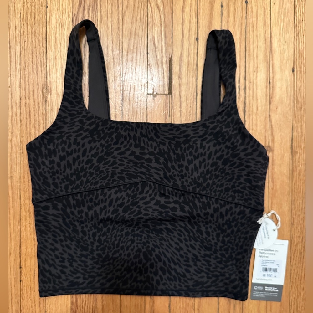 Vuori All the form tank in black blurred torrent (leopard print) size small.